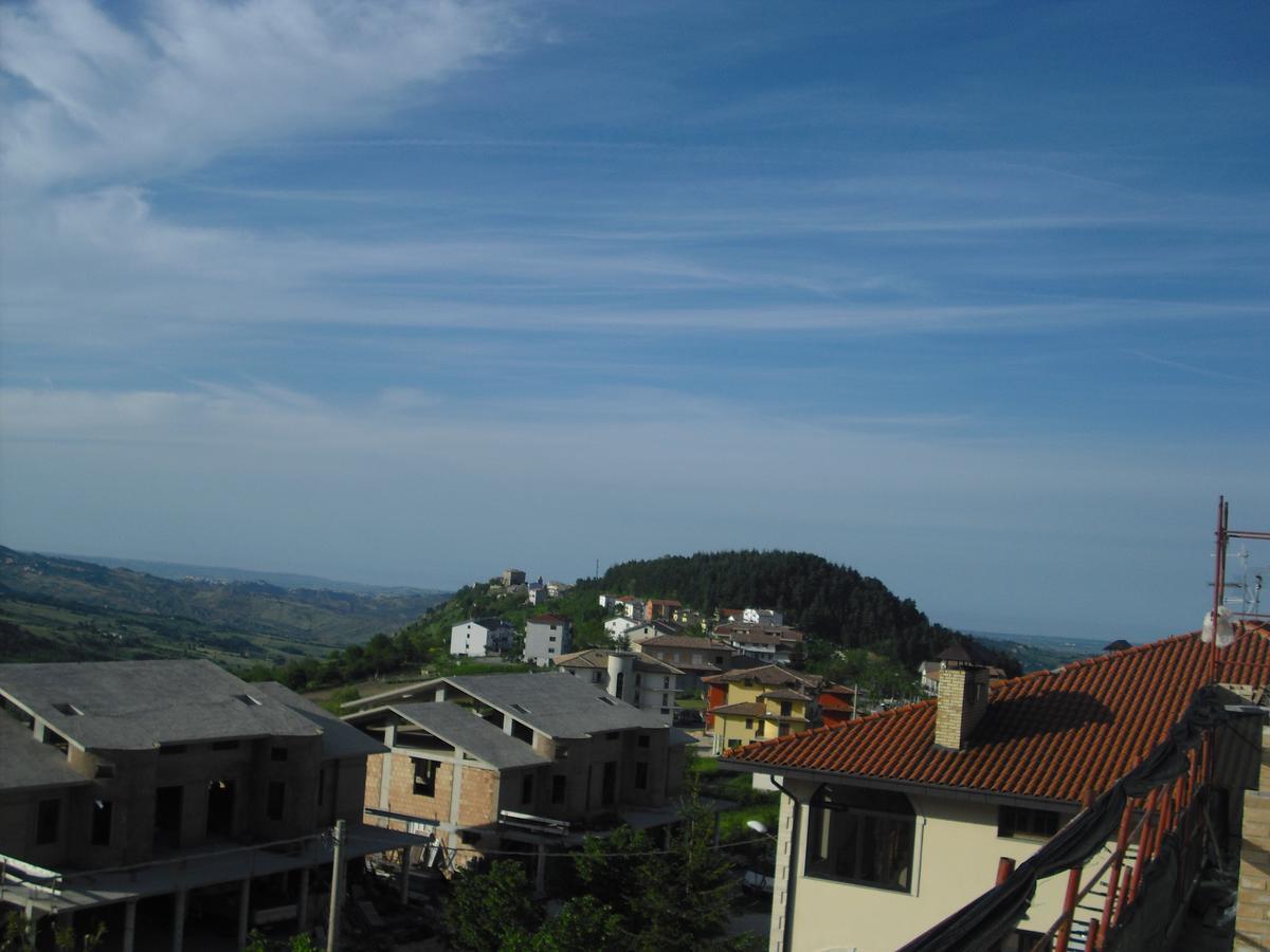 La Collinetta Sas Hotel Montazzoli Bagian luar foto